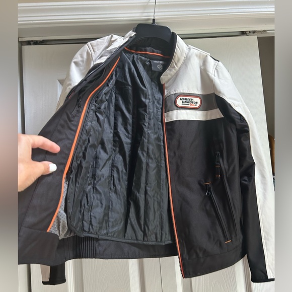 NEW Harley Davidson Women’s Fennimore Riding Jacket - Size Medium - Picture 7 of 10